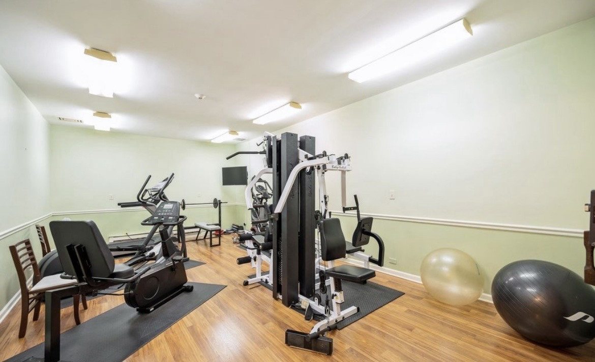 1795LakeCookRoad 60932 8