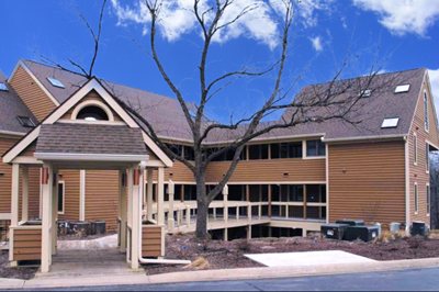 C11 Long Bay Point Dr #1, Galena, IL 61036