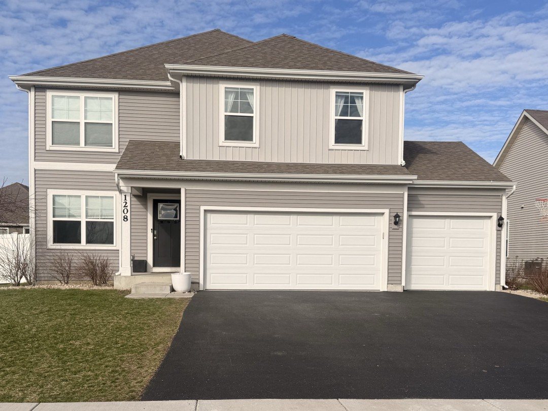 1208LegacyPointeBlvd 66607 1 b