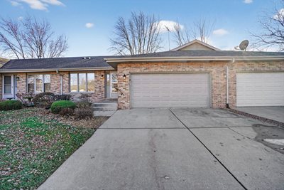 102 Wyndstone Dr, Elwood, IL 60421