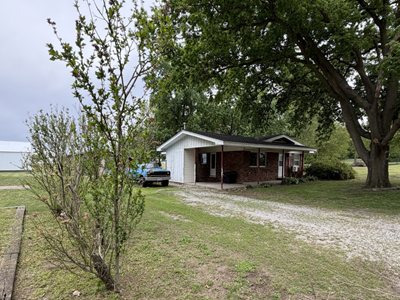 909SMcKinleySt 68207 2 b