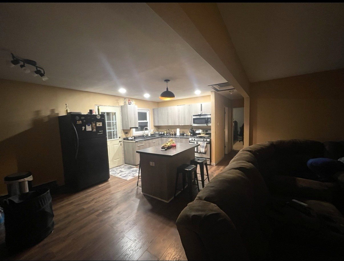 909SMcKinleySt 68207 10